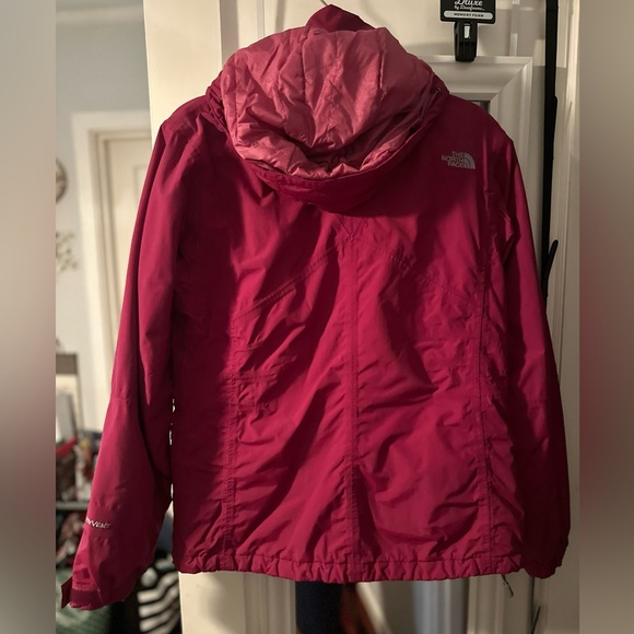 North Face Raspberry Pink Hooded Climate Hyvent Water Repellent Jacket Women M - Picture 5 of 5